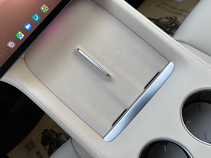 Фото 29 - Xiaomi YU7