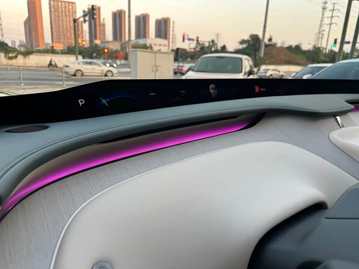 Фото 39 - Xiaomi YU7