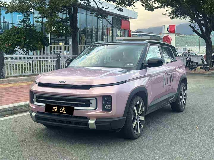 Фото 1 - Geely Icon