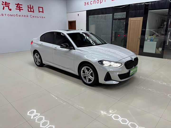 Фото 3 - BMW 1 Series