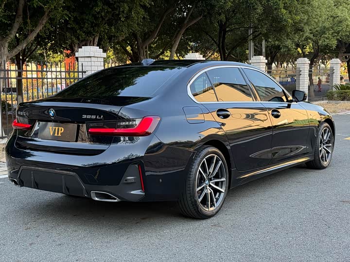 Фото 9 - BMW 3 Series