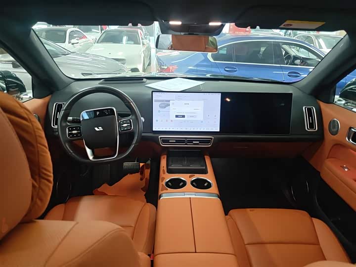 Фото 10 - LiXiang L6