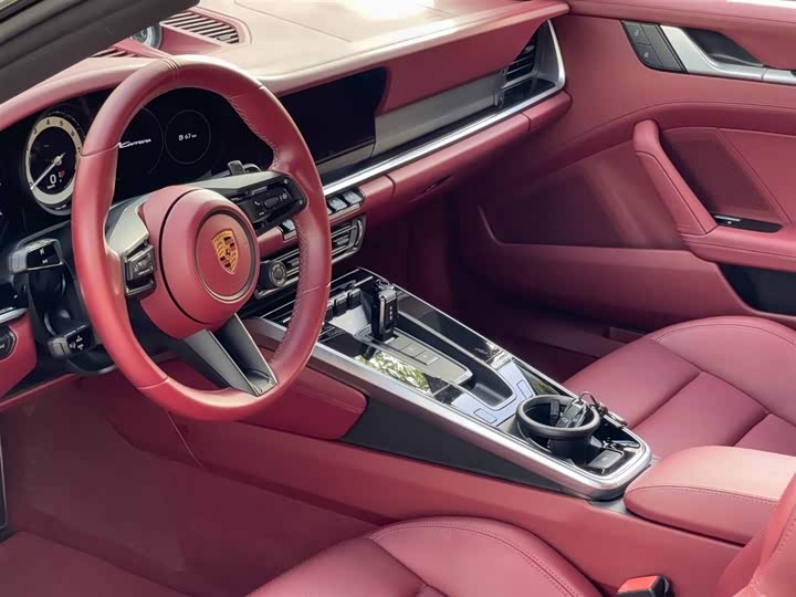 Фото 10 - Porsche 911