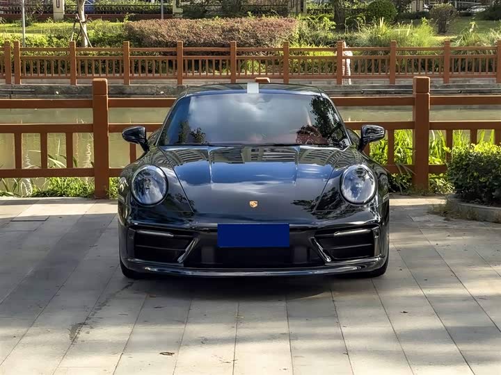 Фото 2 - Porsche 911