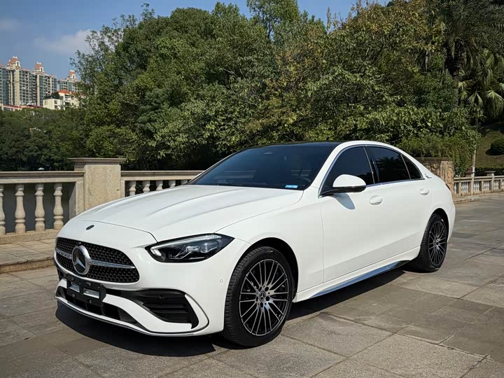 Фото 1 - Mercedes-Benz C-Class