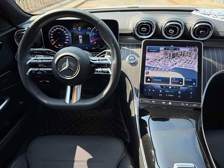 Фото 10 - Mercedes-Benz C-Class