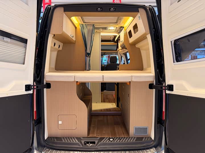 Фото 16 - Ford Transit