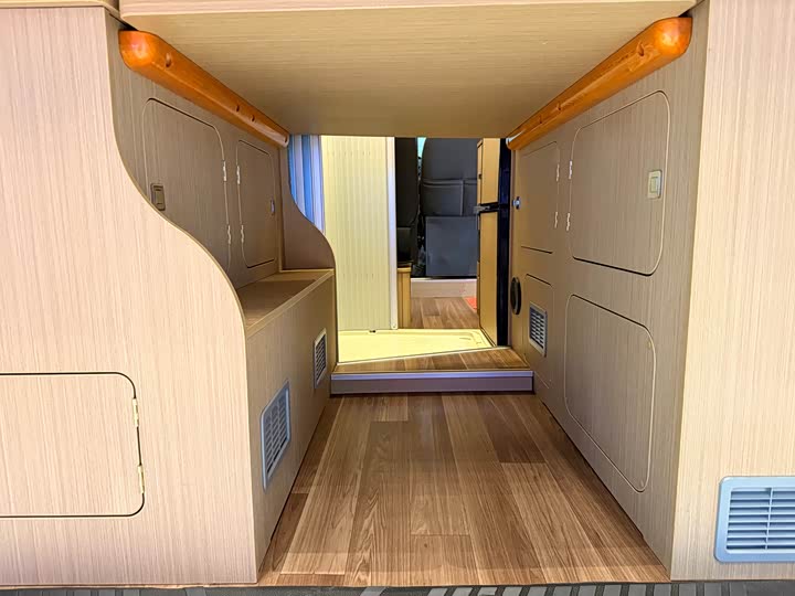 Фото 17 - Ford Transit