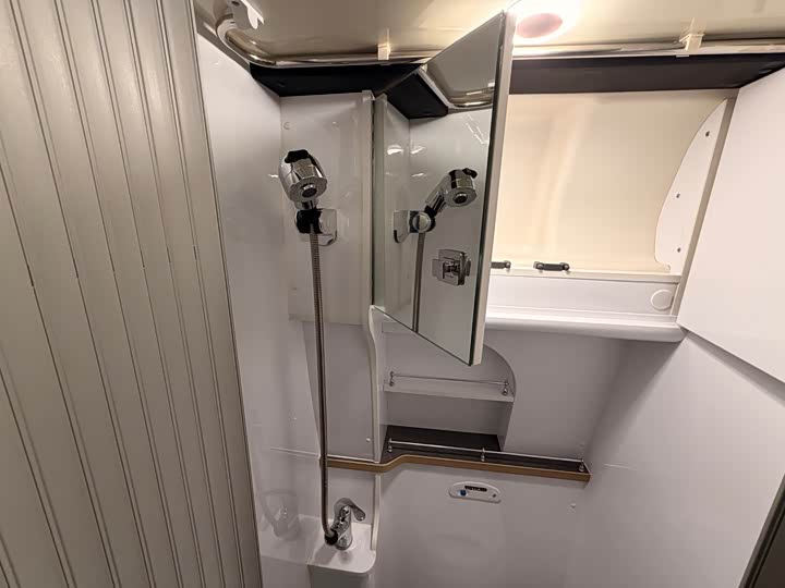 Фото 22 - Ford Transit