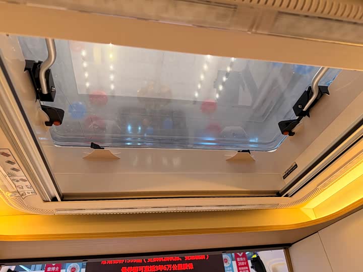 Фото 28 - Ford Transit