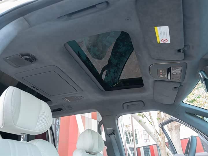 Фото 53 - Zeekr 009