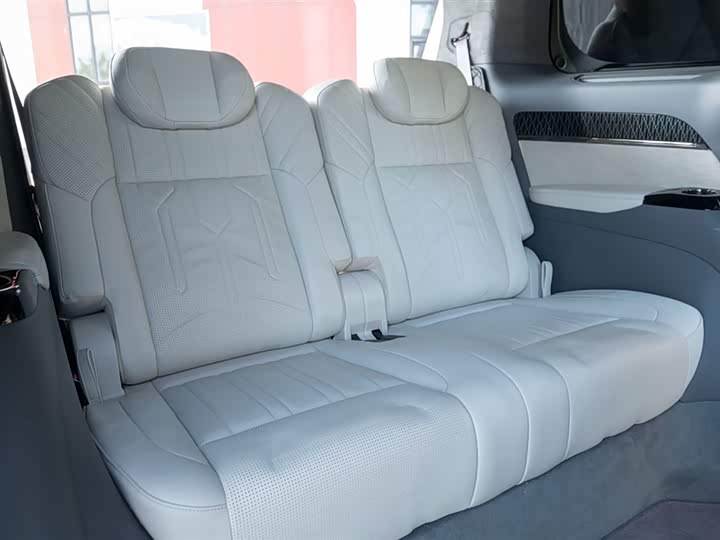 Фото 56 - Zeekr 009