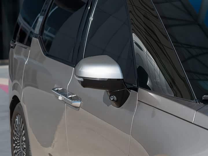 Фото 9 - Zeekr 009