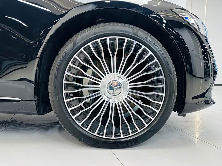 Фото 20 - Mercedes-Benz Maybach S-Class
