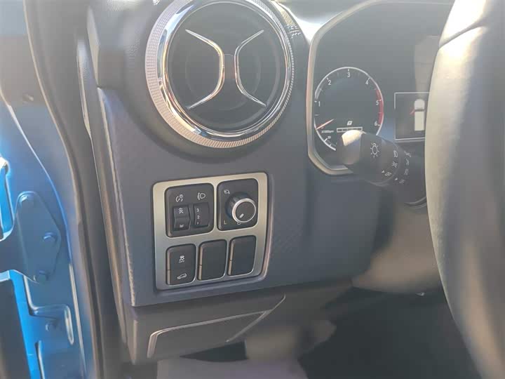 Фото 4 - BAIC Beijing BJ40