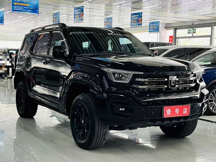 Фото 3 - Tank 400 Hybrid