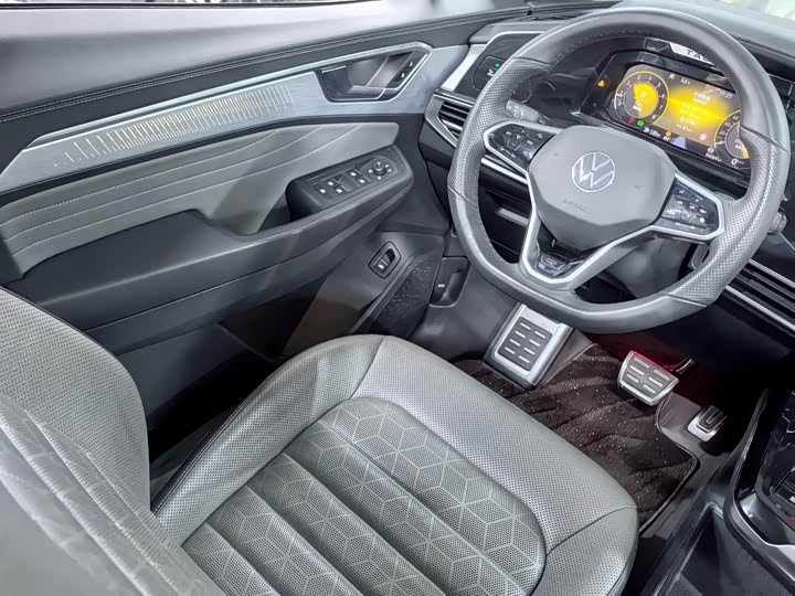 Фото 24 - Volkswagen Talagon