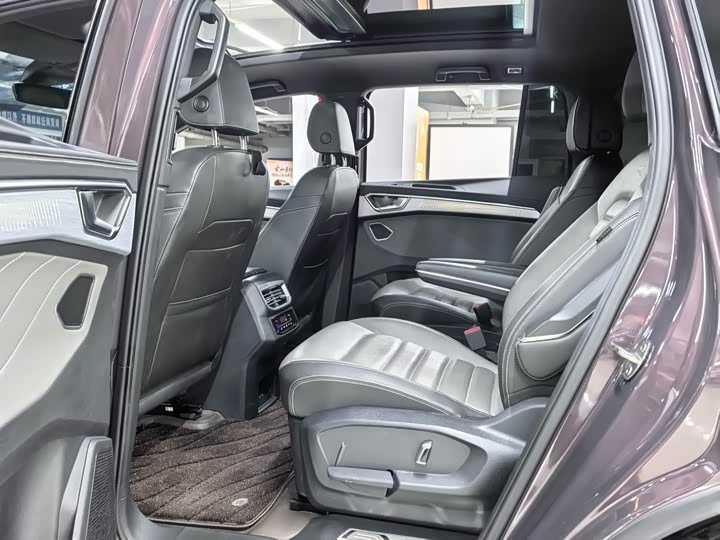 Фото 6 - Volkswagen Talagon