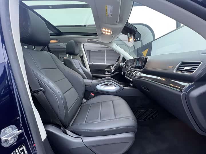 Фото 13 - Mercedes-Benz GLE-Class