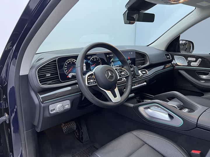 Фото 9 - Mercedes-Benz GLE-Class