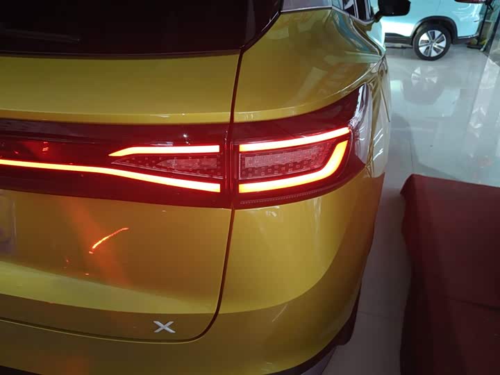 Фото 8 - Volkswagen ID.4 X