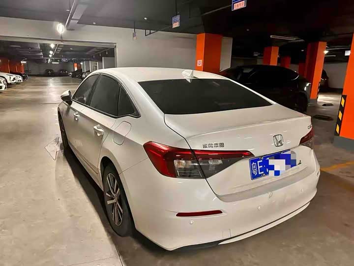 Фото 6 - Honda Civic