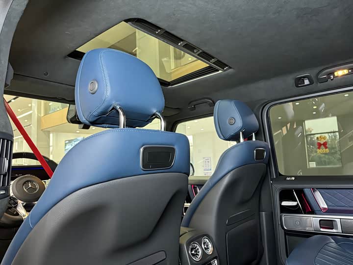 Фото 12 - Mercedes-Benz G-Class AMG