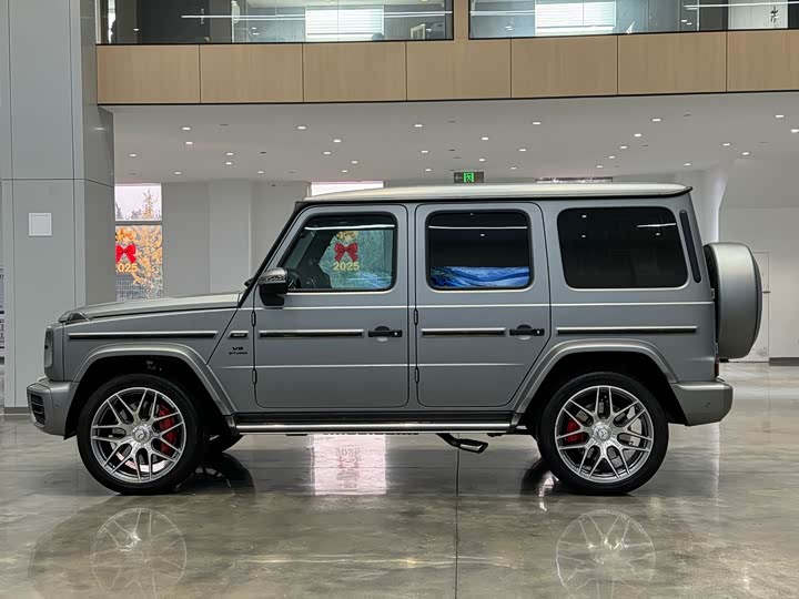 Фото 7 - Mercedes-Benz G-Class AMG