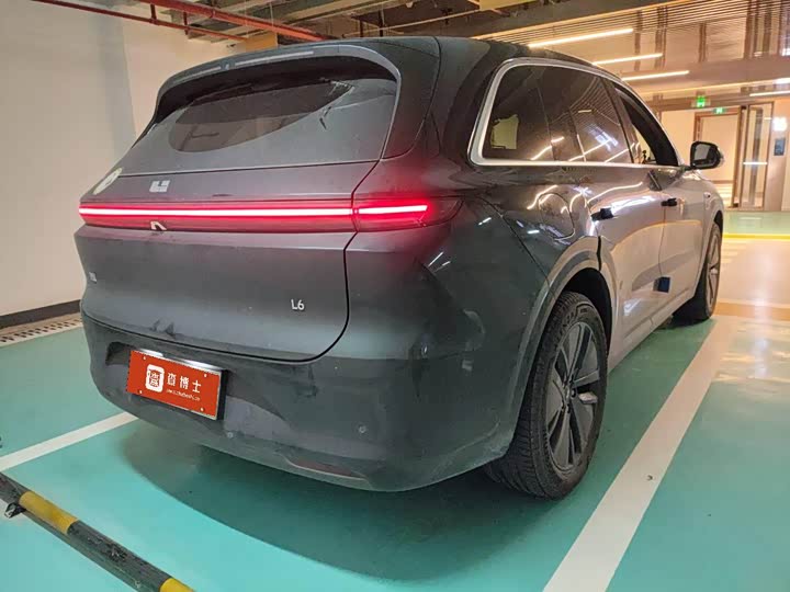 Фото 10 - LiXiang L6