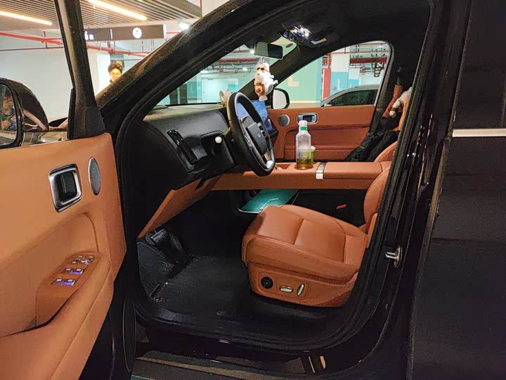 Фото 6 - LiXiang L6