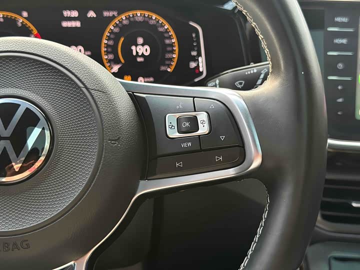 Фото 11 - Volkswagen Tayron