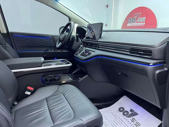 Фото 6 - Honda Elysion