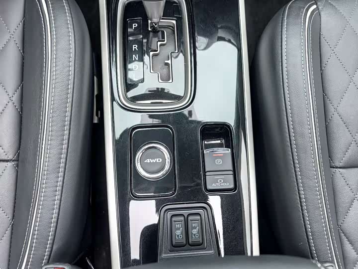 Фото 6 - Mitsubishi Outlander