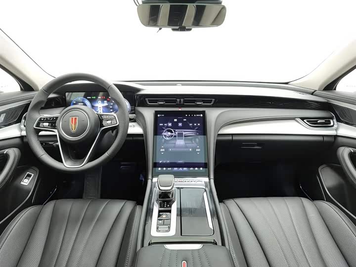 Фото 5 - Hongqi H5 Hybrid