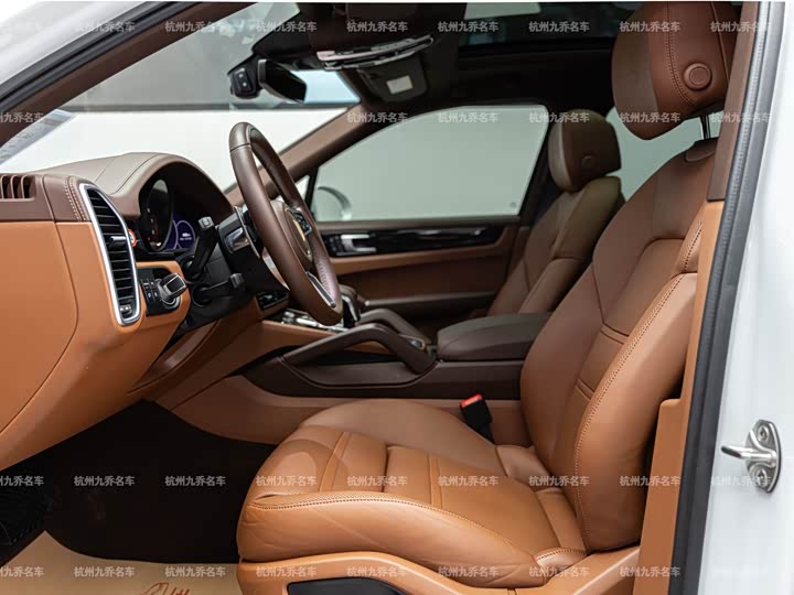 Фото 11 - Porsche Cayenne