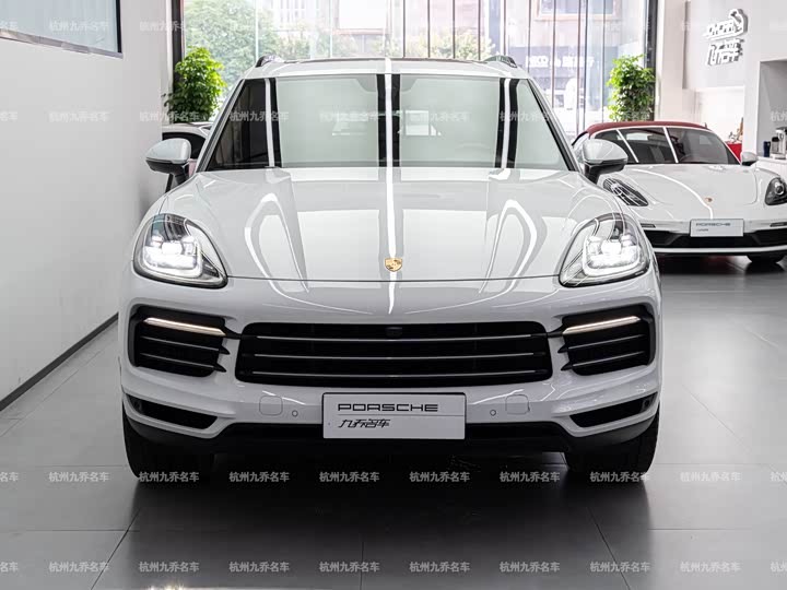 Фото 5 - Porsche Cayenne