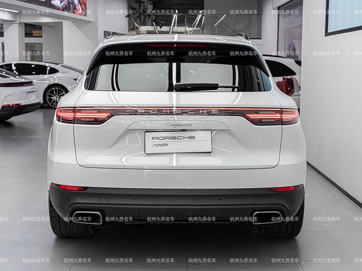 Фото 6 - Porsche Cayenne