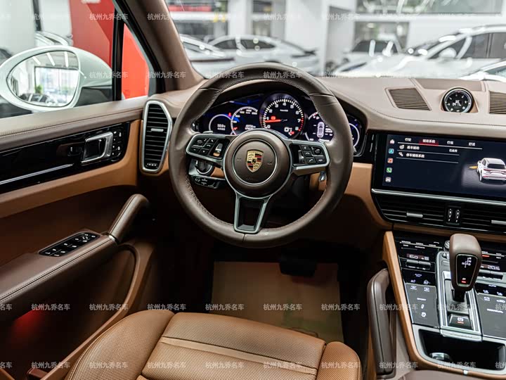 Фото 8 - Porsche Cayenne