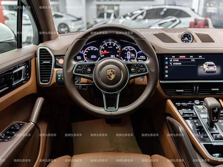 Фото 9 - Porsche Cayenne
