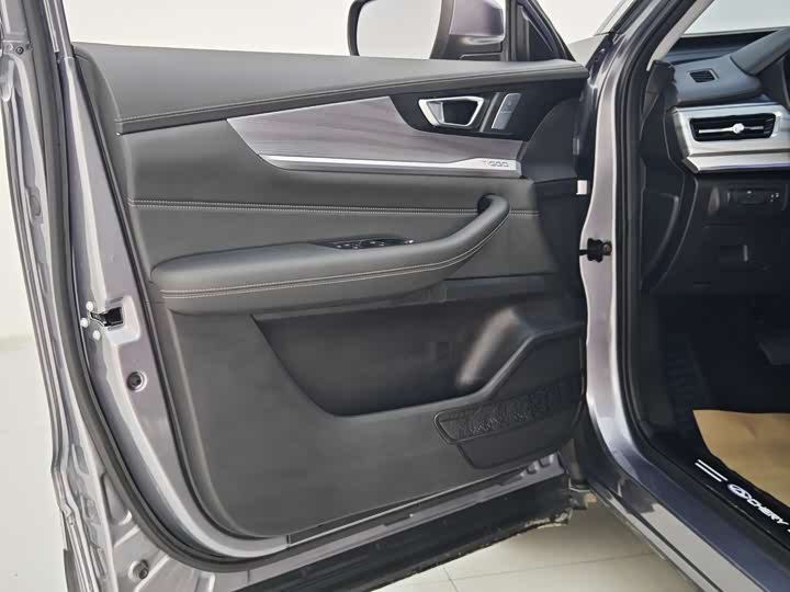 Фото 22 - Chery Tiggo 8