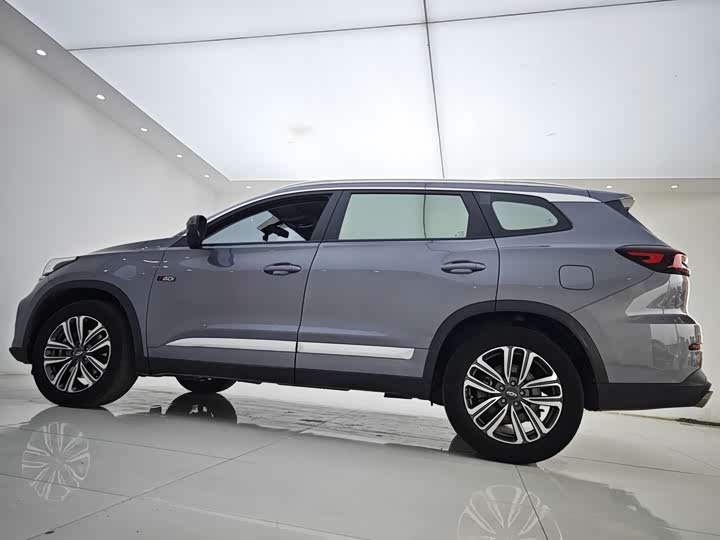 Фото 24 - Chery Tiggo 8