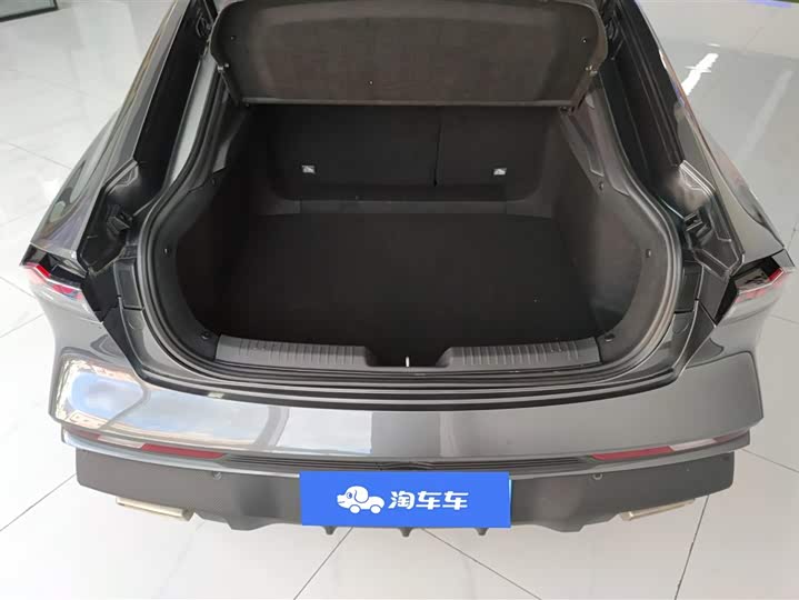 Фото 4 - Changan UNI-V