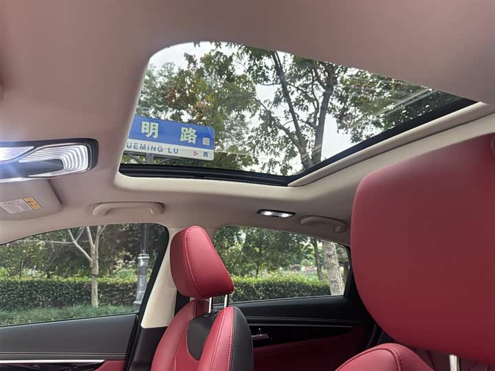 Фото 13 - Changan CS85 Coupe