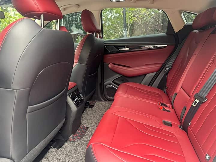 Фото 14 - Changan CS85 Coupe