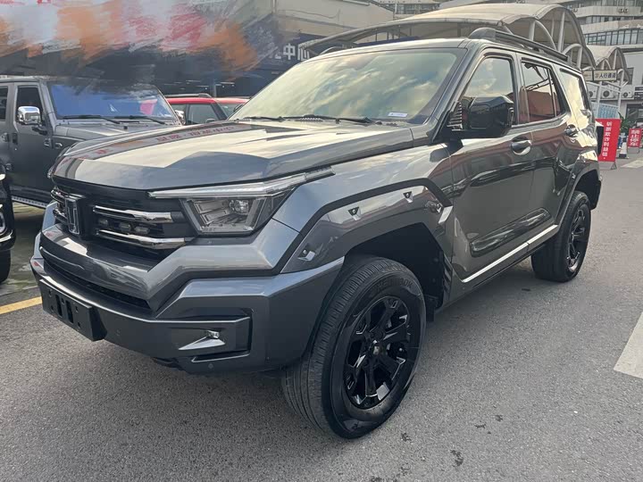 Фото 1 - Tank 400 Hybrid