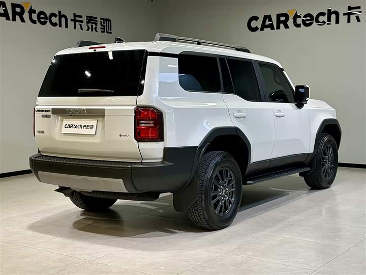 Фото 4 - Toyota Prado