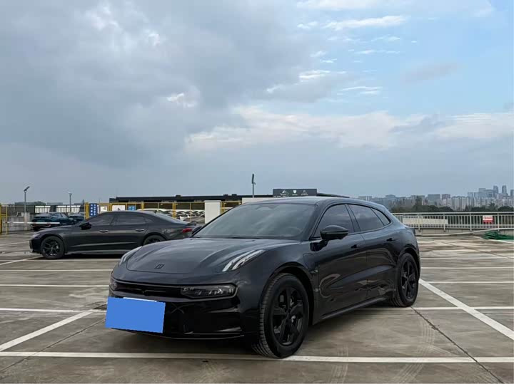 Фото 1 - Zeekr 001