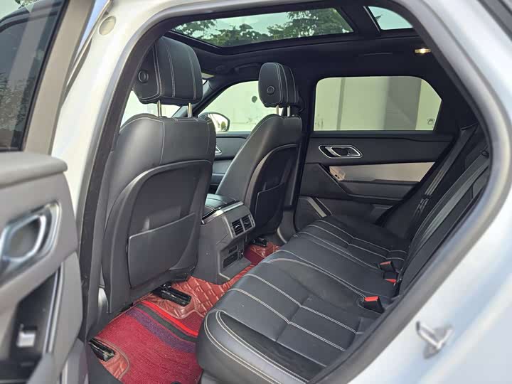 Фото 7 - Land Rover Range Rover Velar