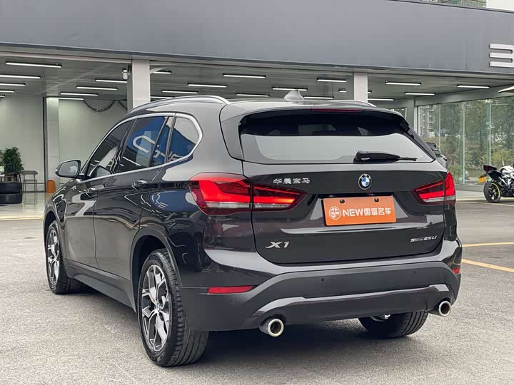 Фото 19 - BMW X1