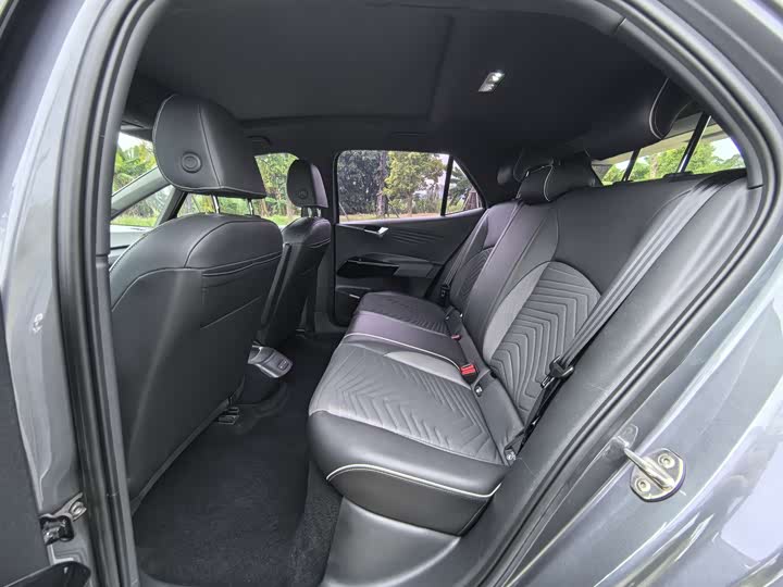 Фото 10 - Volkswagen ID.3